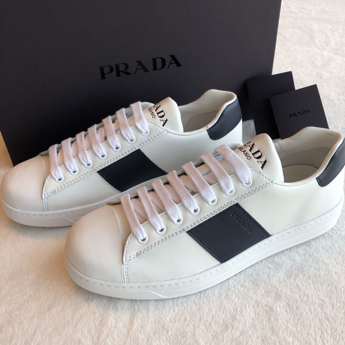 プラダ PRADA - スニーカー メンズ レザー ゴルフシューズ 革靴 PRADA 