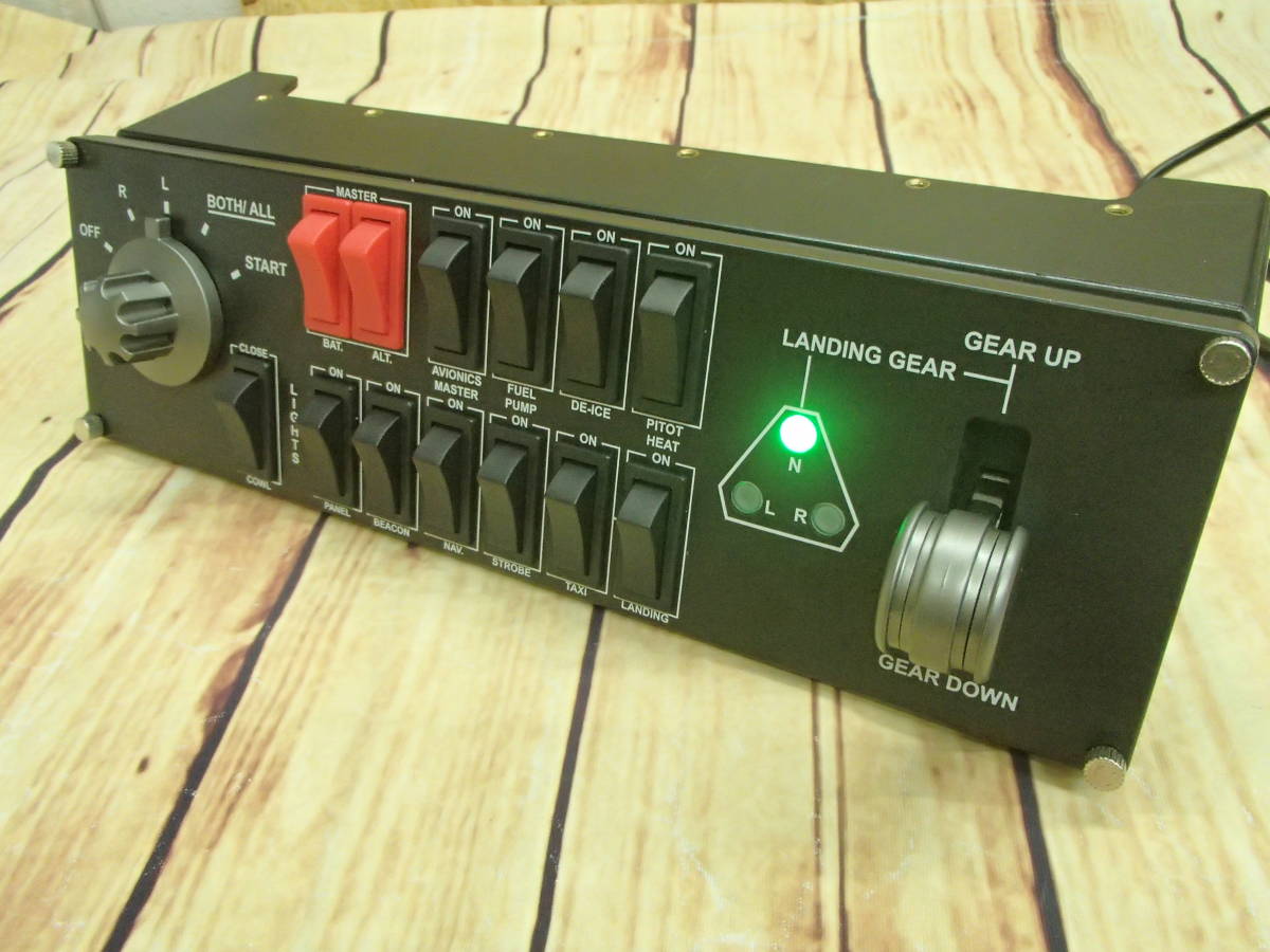 Flight Switch Logitech Panel G Pro - com: Saitek Simulator : Video