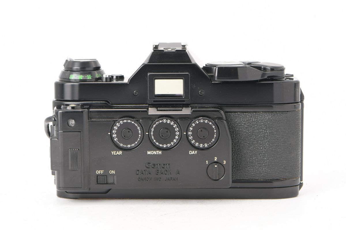 00349 ◇ Canon キヤノン AE-1P PROGRAM + New FD 50mm F1.8 MF一眼
