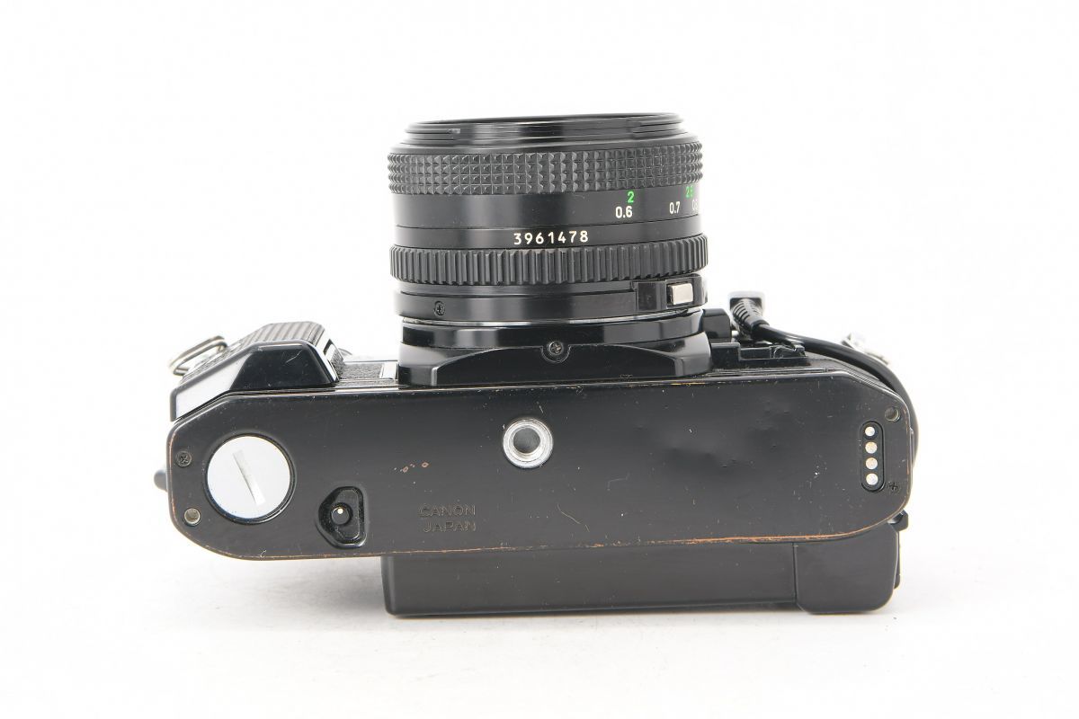00349 ◇ Canon キヤノン AE-1P PROGRAM + New FD 50mm F1.8 MF一眼