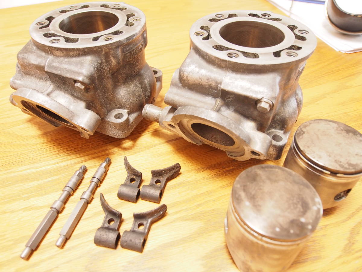 ホンダ ю ホンダ NSR250R MC21 MC28 B シリンダー用 ピストン⁄ピストン