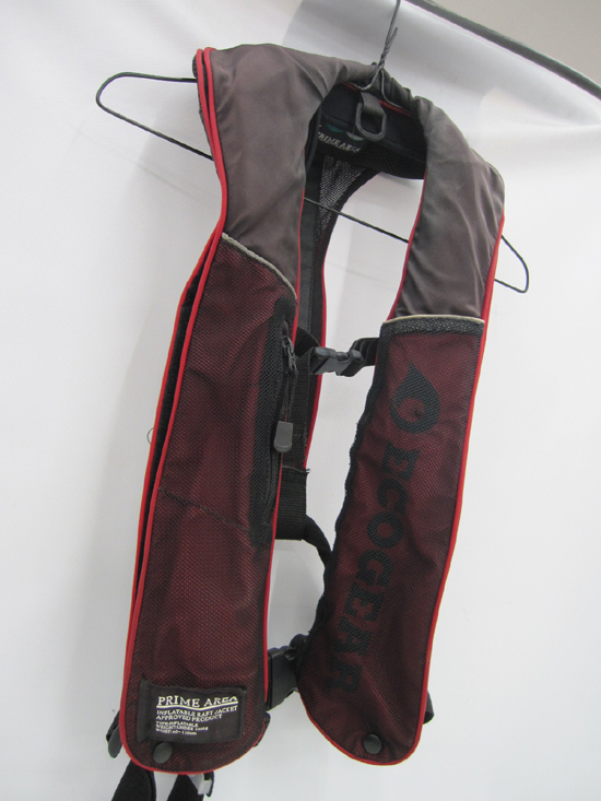 ECOGEAR/エコギア ラフトジャケット 桜マーク プライムエリア MQ-01B 手動膨張 ライフジャケット ライフジャケット | エコギア シマノ(SHIMANO) 桜マーク付きライフジャケットの選び方｜釣りで安全・安心を確保する 桜マーク（種類（ライフジャケット）自動