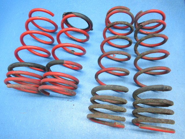 l175sムーヴ　　タナベダウンサス 本物保証，お買い得 ☆ タナベ ダイハツ ムーヴ L175S ダウンサス 1台