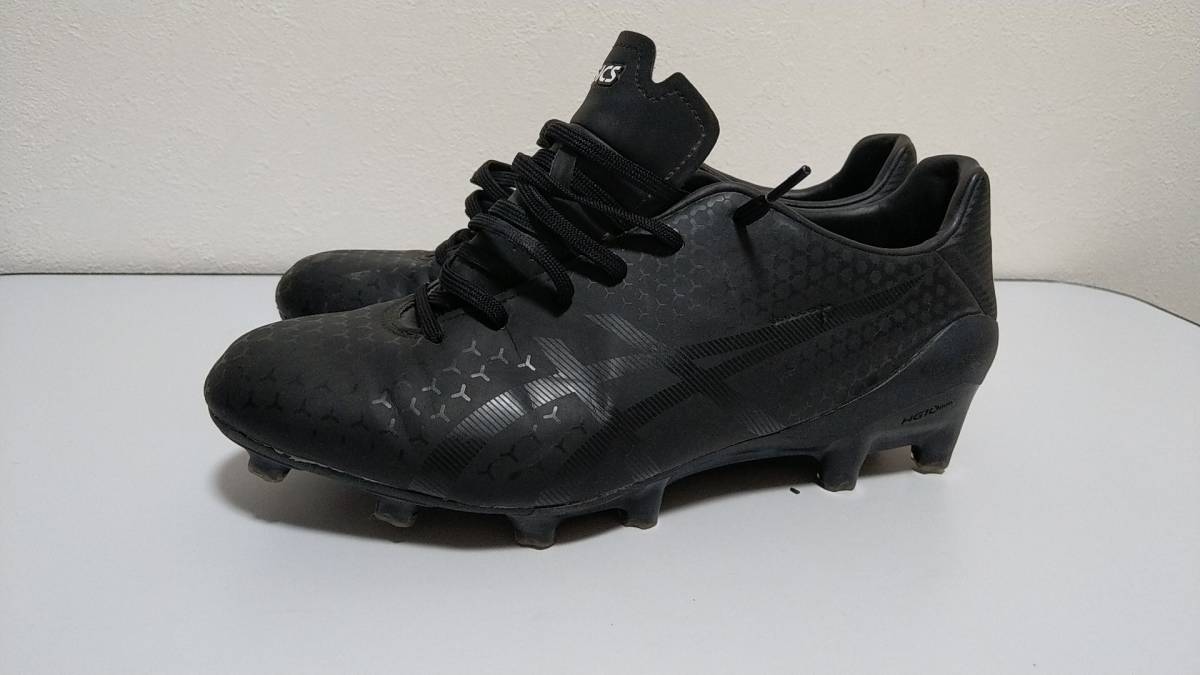 【品質保証，新品】 アシックス メナス３ 28cm ブラック asics サッカー ラグビー スパイク 色 １回のみ着用(28.0cm)｜売買されたオークション情報、yahooの商品情報をアーカイブ公開 - オークファン シューズ