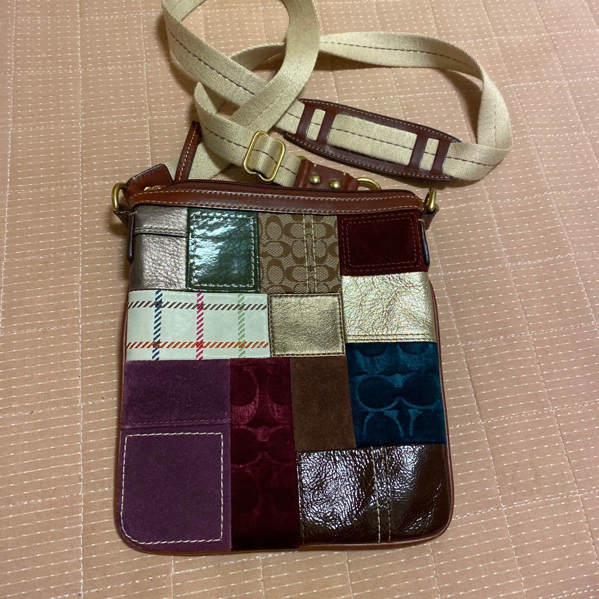 COACHコーチホリデーパッチワークスウィングパックショルダーバッグ 