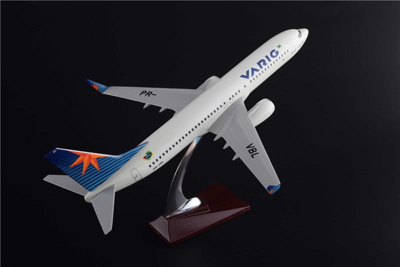 送料無料，新作 ブラジル航空 ボーイング737 1/100 旅客機 プラモデル 模型 おもちゃ ハンドメイド 樹脂 コレクション 完成品X5T168(旅客機)｜売買されたオークション情報、yahooの商品情報をアーカイブ公開 - オ 旅客機
