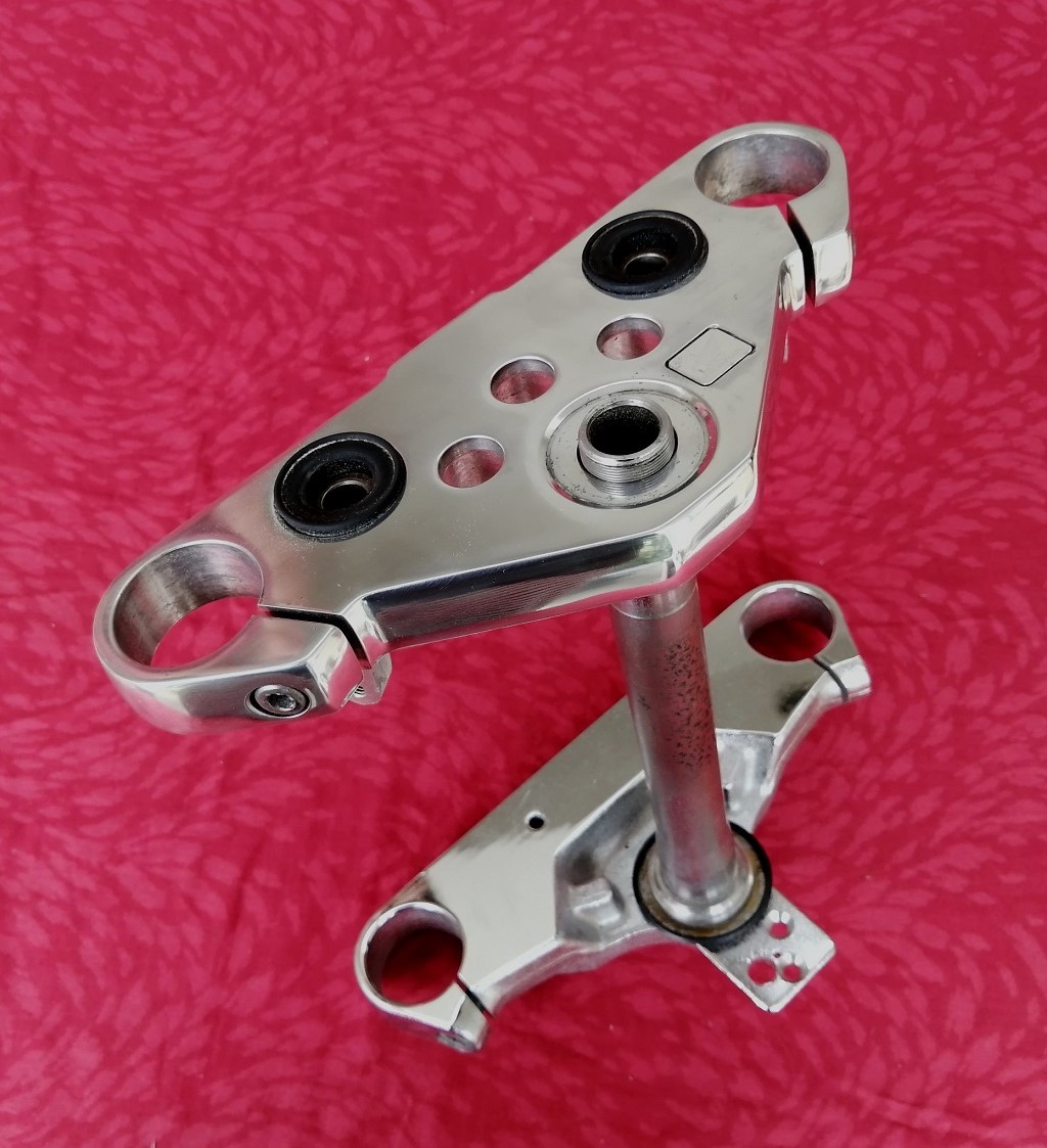 スティード400 社外 トリプルツリー 三つ又 ステム アンダーブラケット