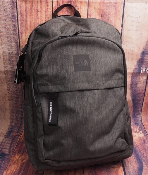 【定番人気，人気SALE】 正規 ノースフェイス ホワイトレーベル 25L 13インチPC収納 シャンブレー デイパック/リュック チャコール 直営店購入(ザ・ノース・フェイス)｜売買されたオークション情報、yahooの商品情報 ザ・ノース・フェイス