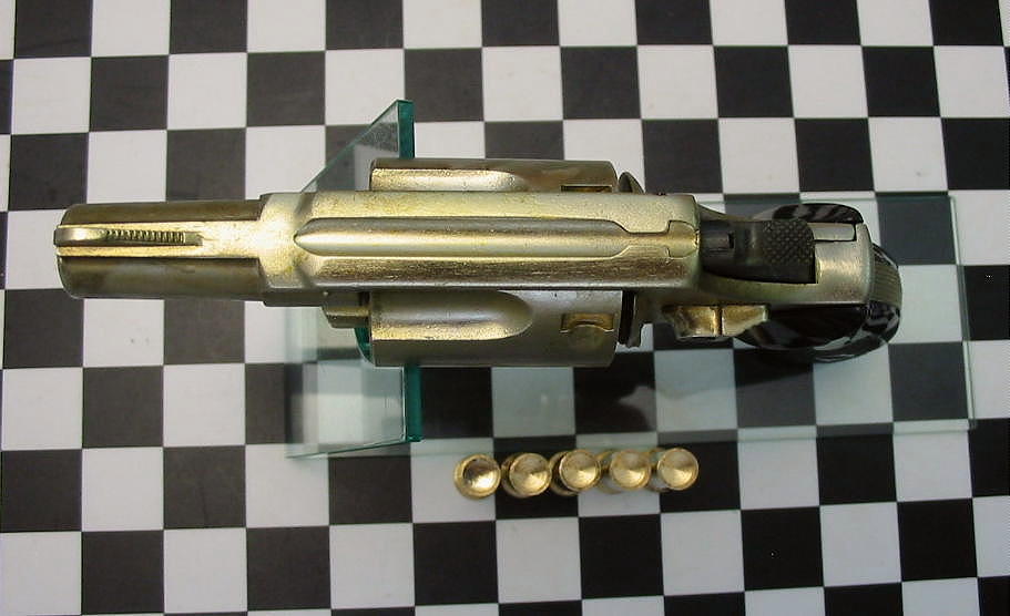 CMC／S&W M36 チーフスペシャル .38SPL リボルバー 2インチ 金属モデル