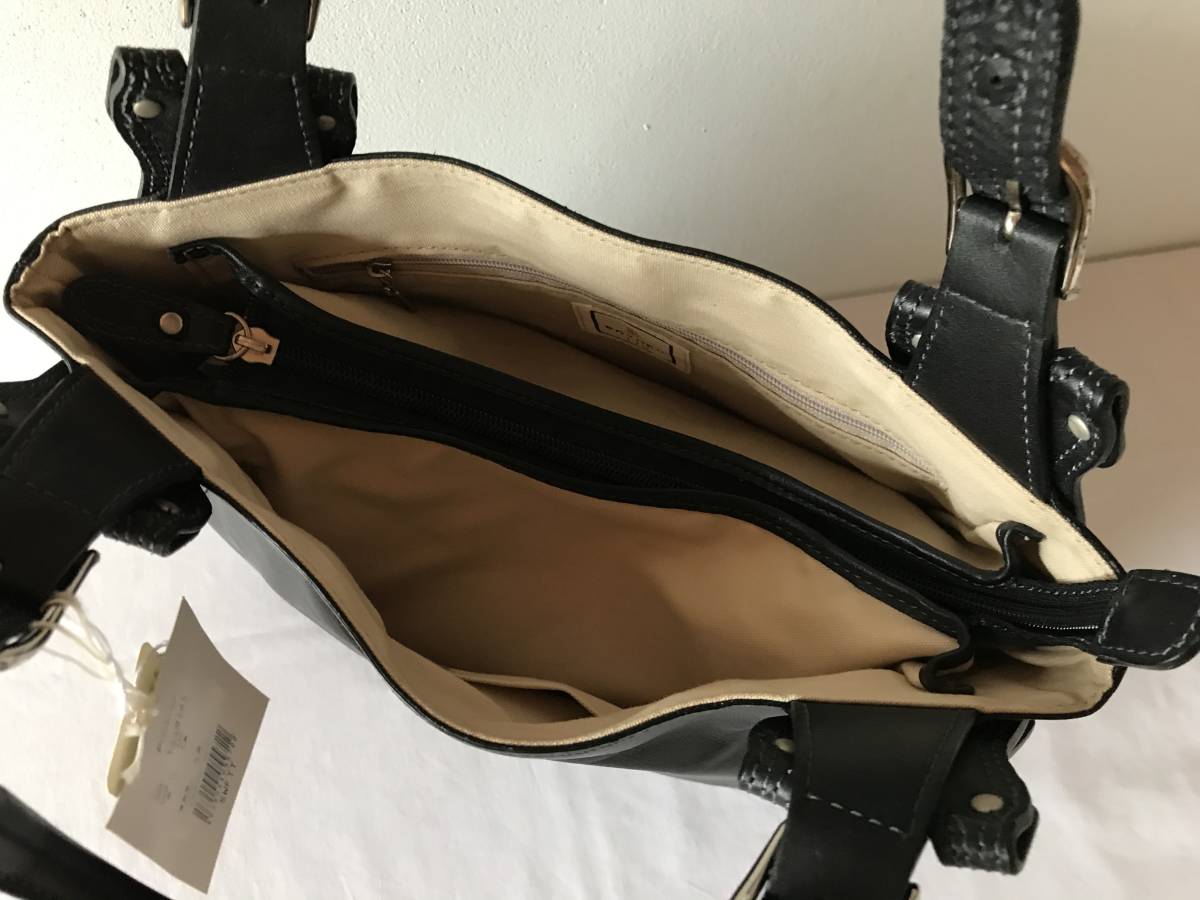 タグつき未使用品 新古品◎BASARA TYO バサラTYO レザーショルダー 