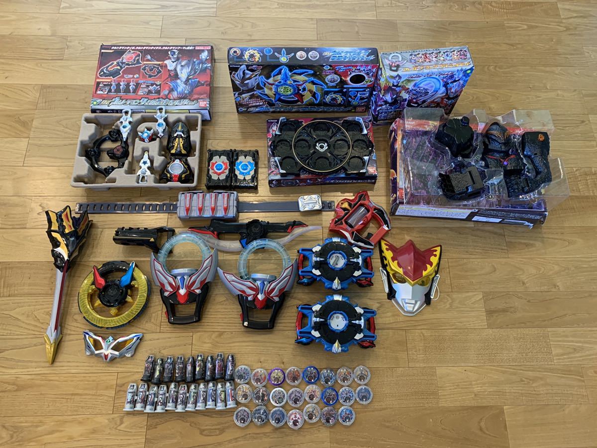 ウルトラマンR⁄B(ルーブ) DXウルトラマンルーブ最強 ウルトラマン – DX