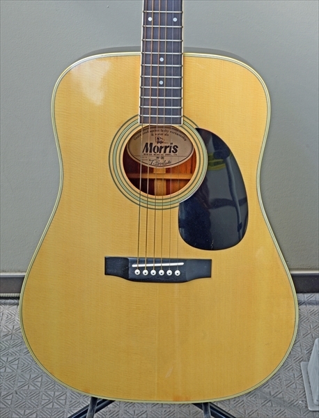 ☆美品☆Morris W20 アコースティックギター・ハードケース付 ☆美品☆Morris W20 アコースティックギター・ハードケース付