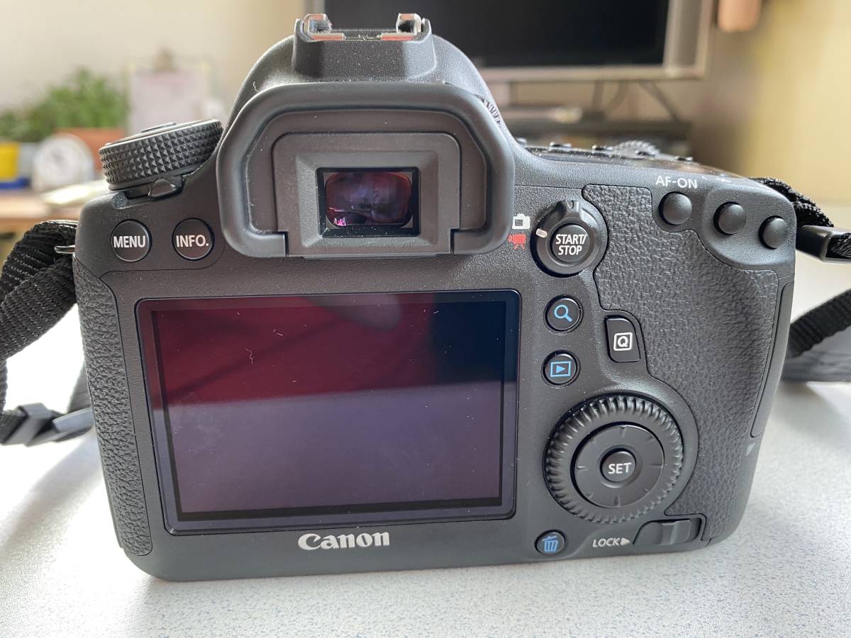 CANON EOS 6D ボディのみ、売り切り！