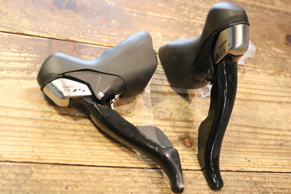 シマノ SHIMANO 105 ST-5700 STIレバー 2×10s 左右セット ブラック