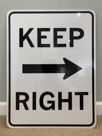 道路標識◆道路看板◆トラフィックサイン◆ロードサイン◆KEEP RIGHT 赤字超特価，格安 トラフィックサイン KEEP RIGHT アメリカ 道路標識 看板
