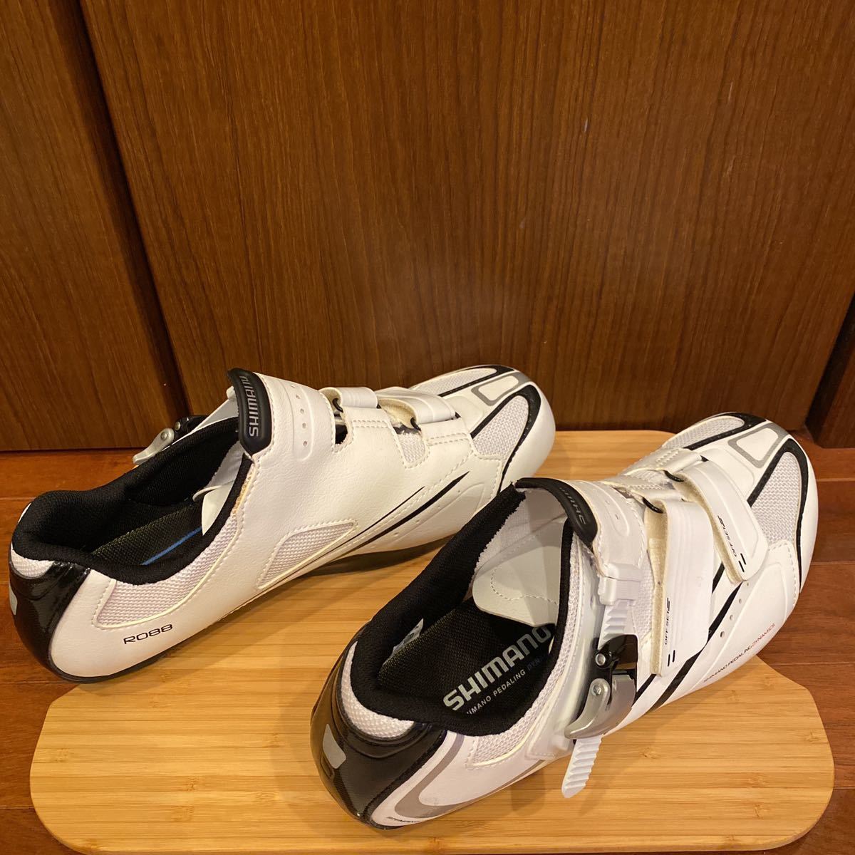 ビンディングシューズ シマノ メルカリ - EU40 SH-R088WE SPD-SL 25.2㎝ ビンディングシューズ29.2㎝ ペダルpd-a530 シマノSH-R088WE 2026年最新sh-r088の人気アイテム SPD-SL｜Yahoo SHIMANO SH-R088L 0