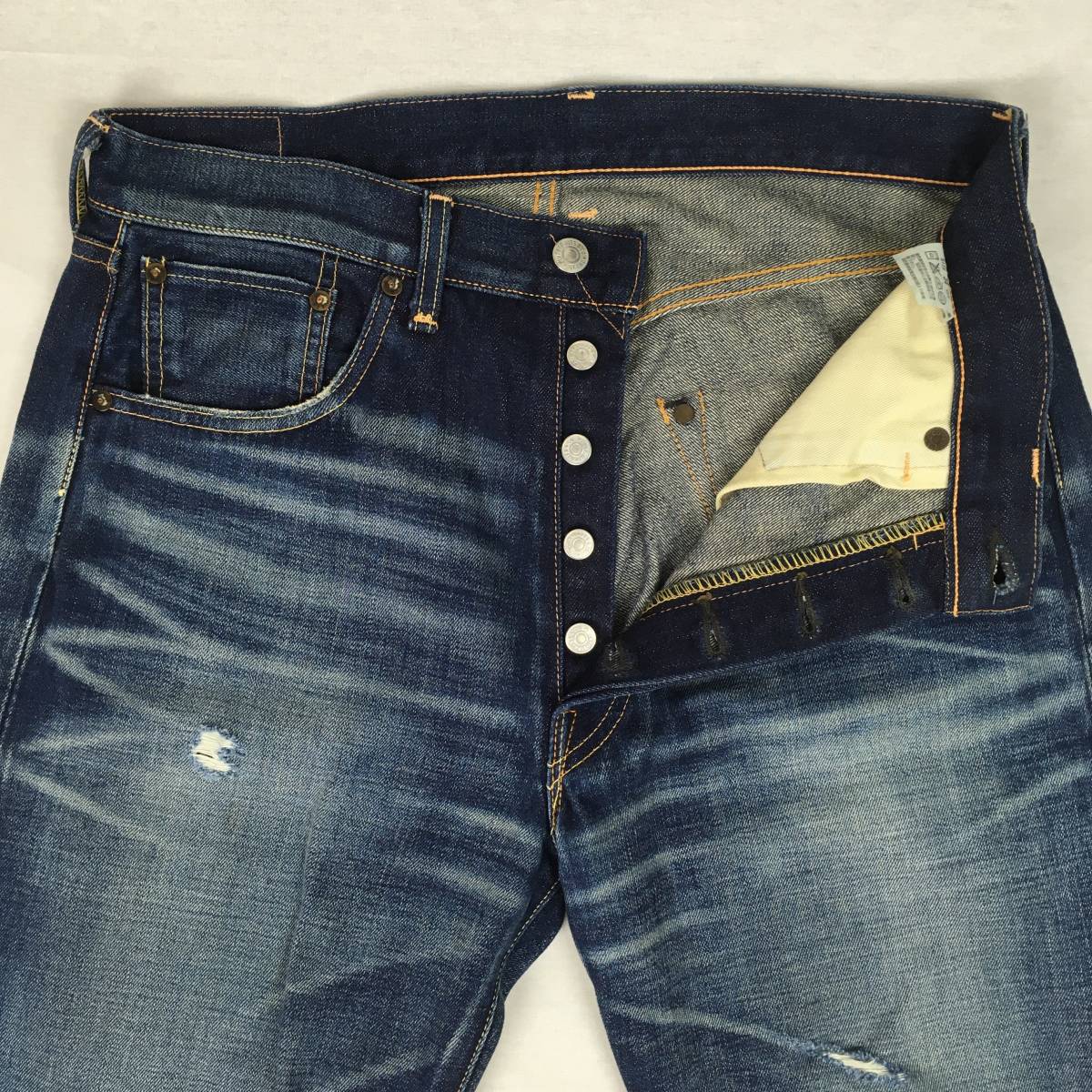 美品】LEVI