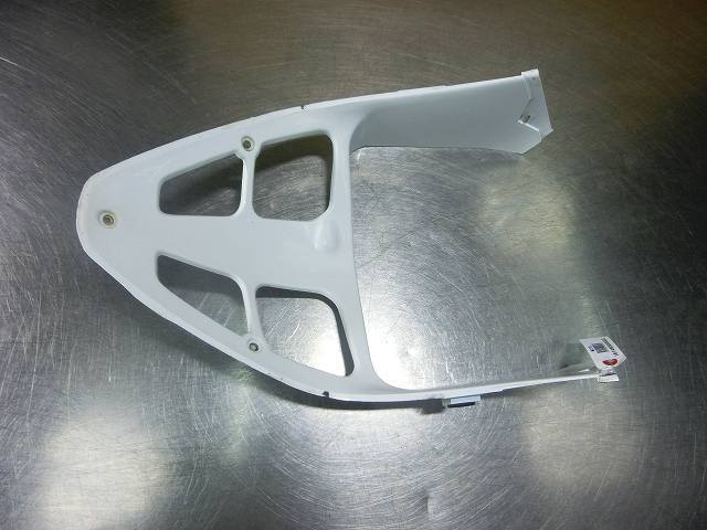 NSR250R MC18前期(88) アンダーカウル 左右、センター 割れ、欠落