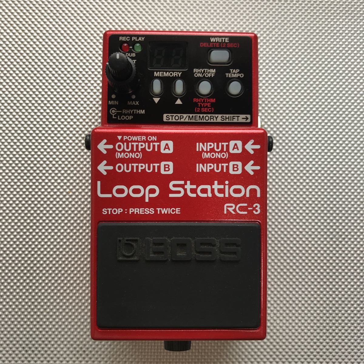 BOSS RC-3 LoopStation ルーパー【used】 Boss RC-3 Looper w⁄Box (Used)