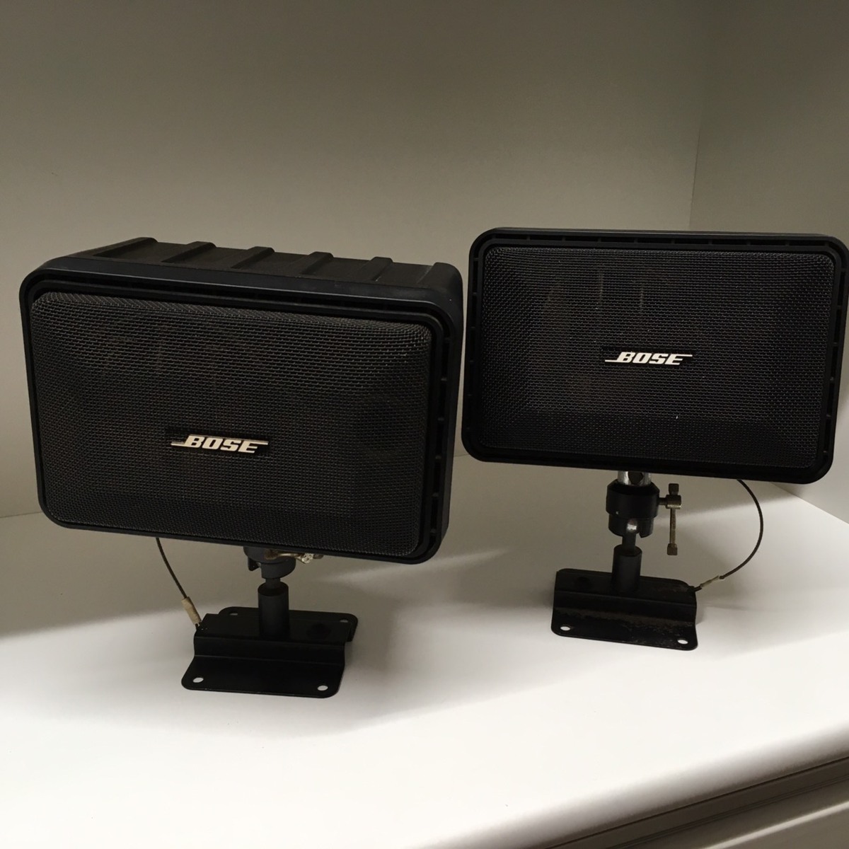□ジャンク BOSE ミュージックモニタースピーカー 101SD (ペア・金具