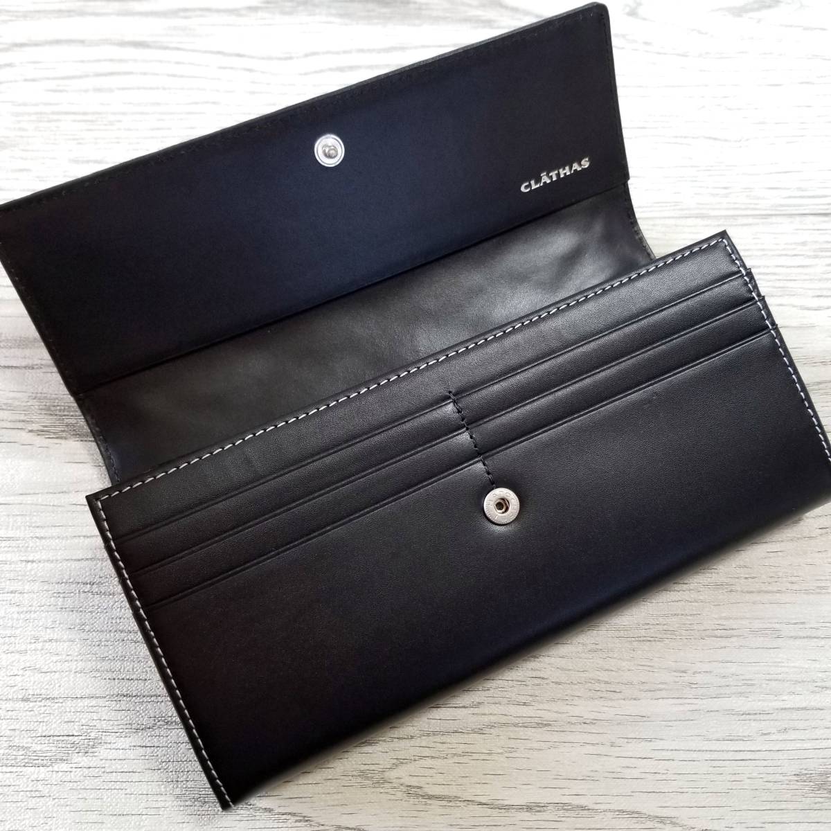 送料無料】新品◇CLATHAS クレイサス◇本革 長財布 フラップ長財布