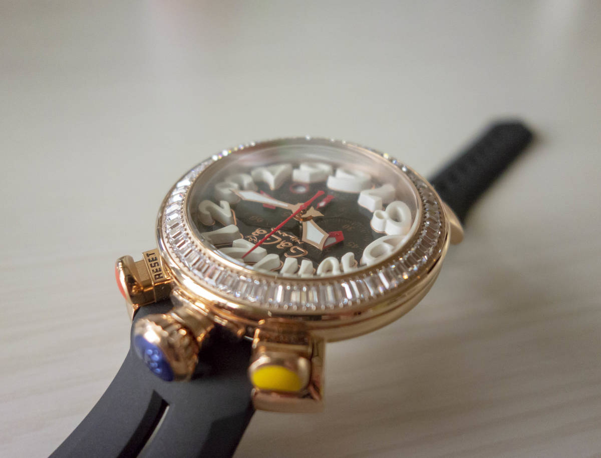 ◆ 【美品】ガガミラノ マヌアーレ 天然純ダイヤ クロノグラフ 6050.2 48mm メンズ 腕時計 ◆ ガガミラノ マヌアーレ ダイヤモンド 腕時計 5515-NJ-01D ベゼル