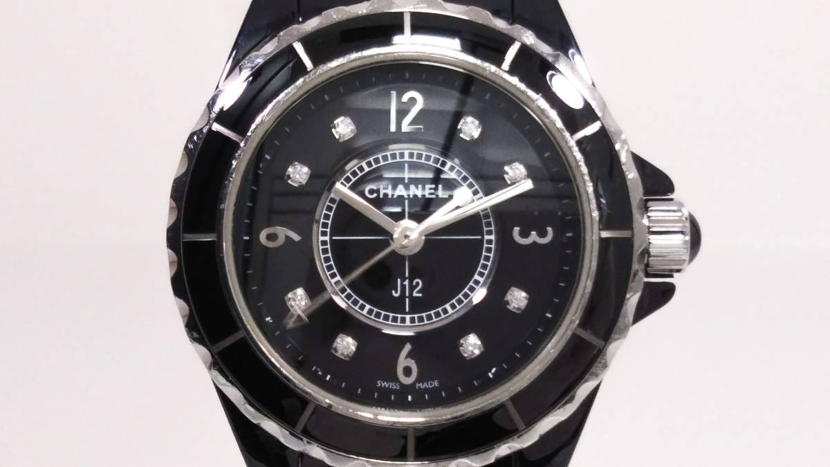J12 CHANEL シャネル 29mm H2569 腕時計 ホワイト クオーツアナログ 