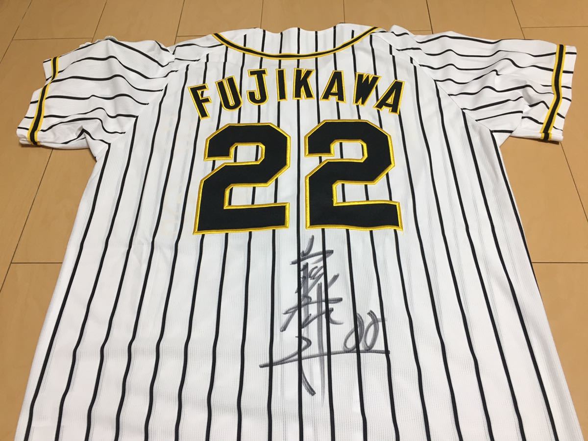定番人気，人気セール 阪神タイガース 藤川球児 直筆サイン入りユニフォーム ホーム O(実使用、サイン入り)｜売買されたオークション情報、yahooの商品情報をアーカイブ公開 - オークファン 記念ユニフォーム