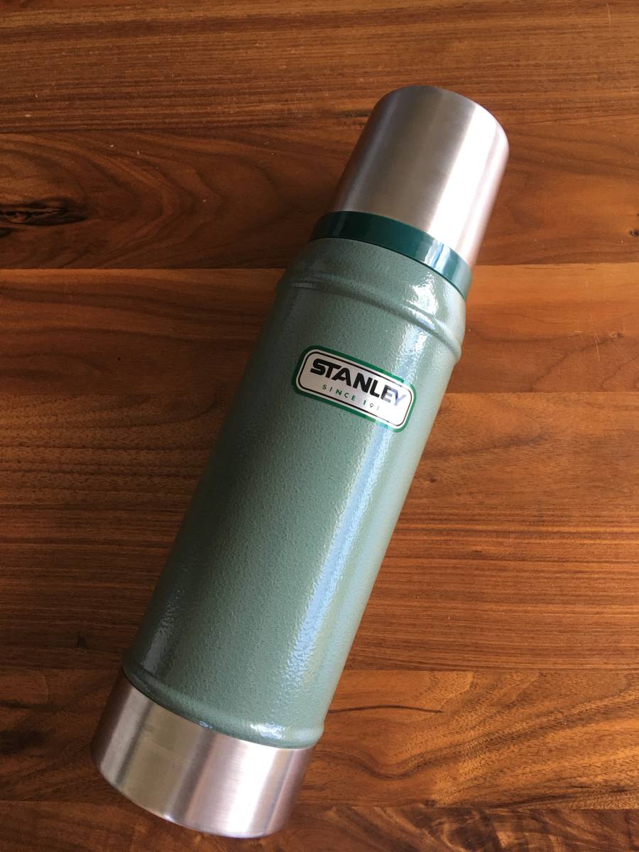 全国無料，正規品 スタンレー STANLEY クラシック真空ボトル 0.75L グリーン ステンレス製携帯用まほうびん 水筒 保冷 保温(ジャグ)｜売買されたオークション情報、yahooの商品情報をアーカイブ公開 - オークファ ジャグ
