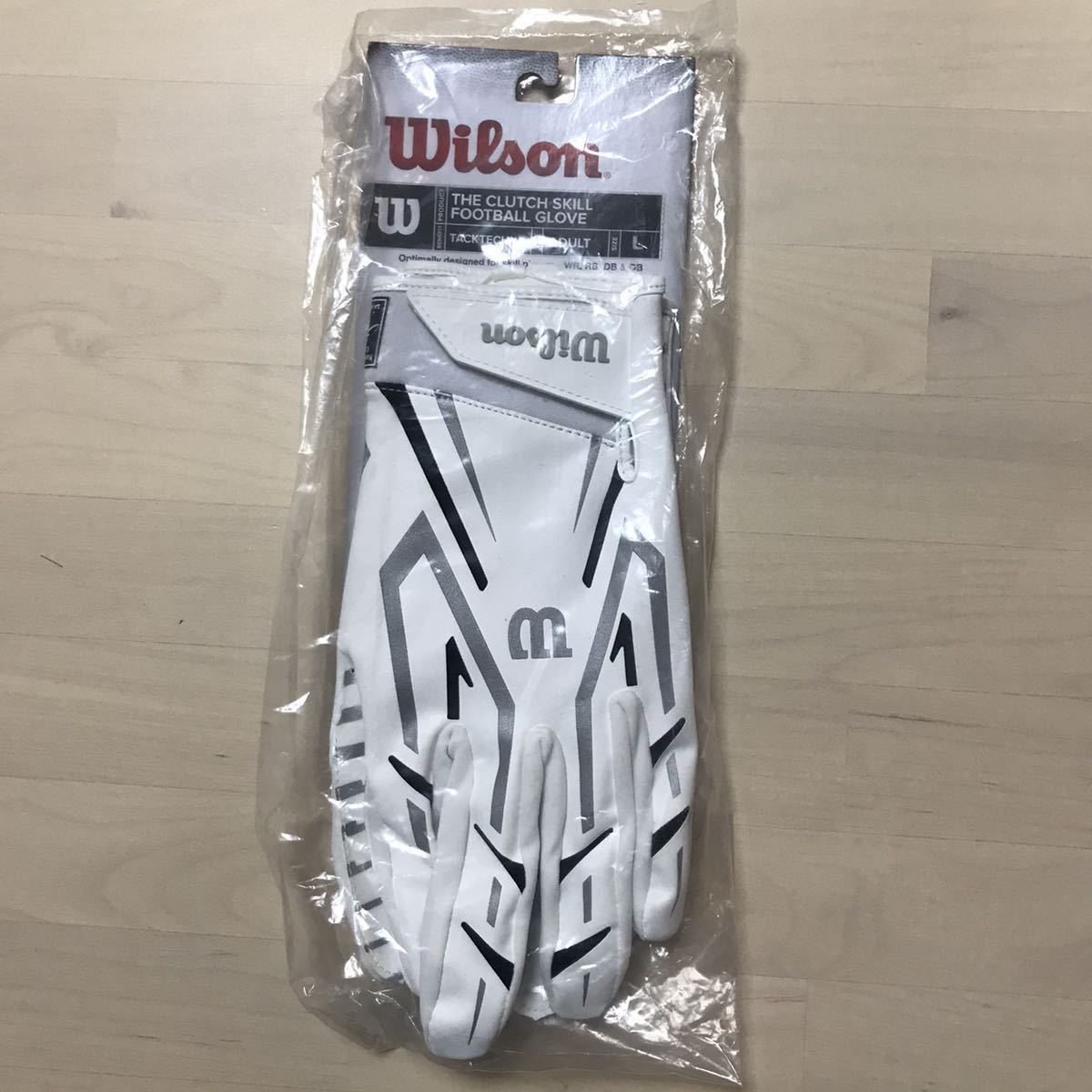 得価，豊富な Wilson THE CLUTCH SKILL FOOTBALL GLOVE ホワイト L(グローブ)｜売買されたオークション情報、yahooの商品情報をアーカイブ公開 - オークファン グローブ