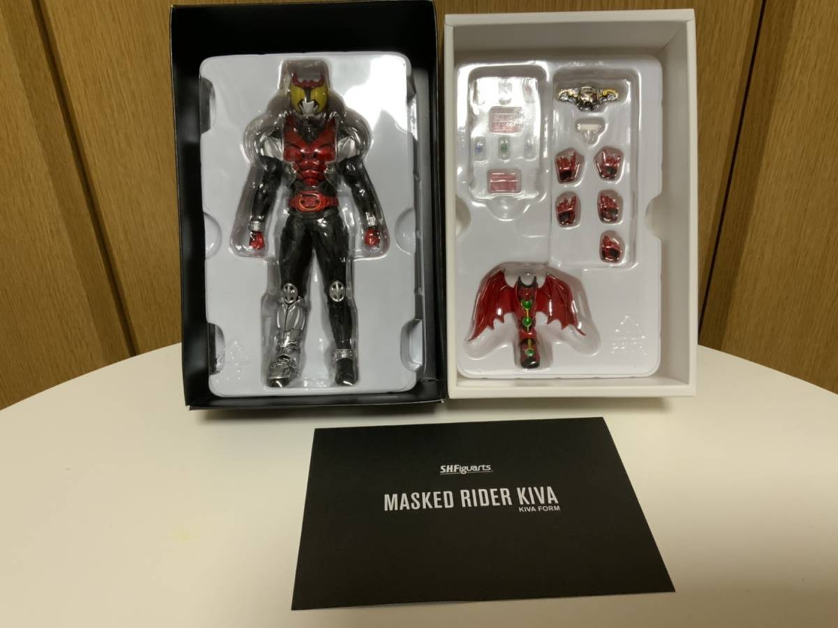 ☆仮面ライダーキバ☆ビッグサイズソフビ☆8体☆美品 