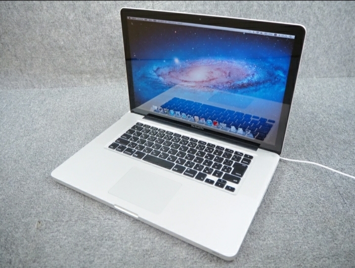 ☆ MacBook Pro (15-inch， Mid 2010) Intel Core i7 2.66GHz/8GB/HDD 