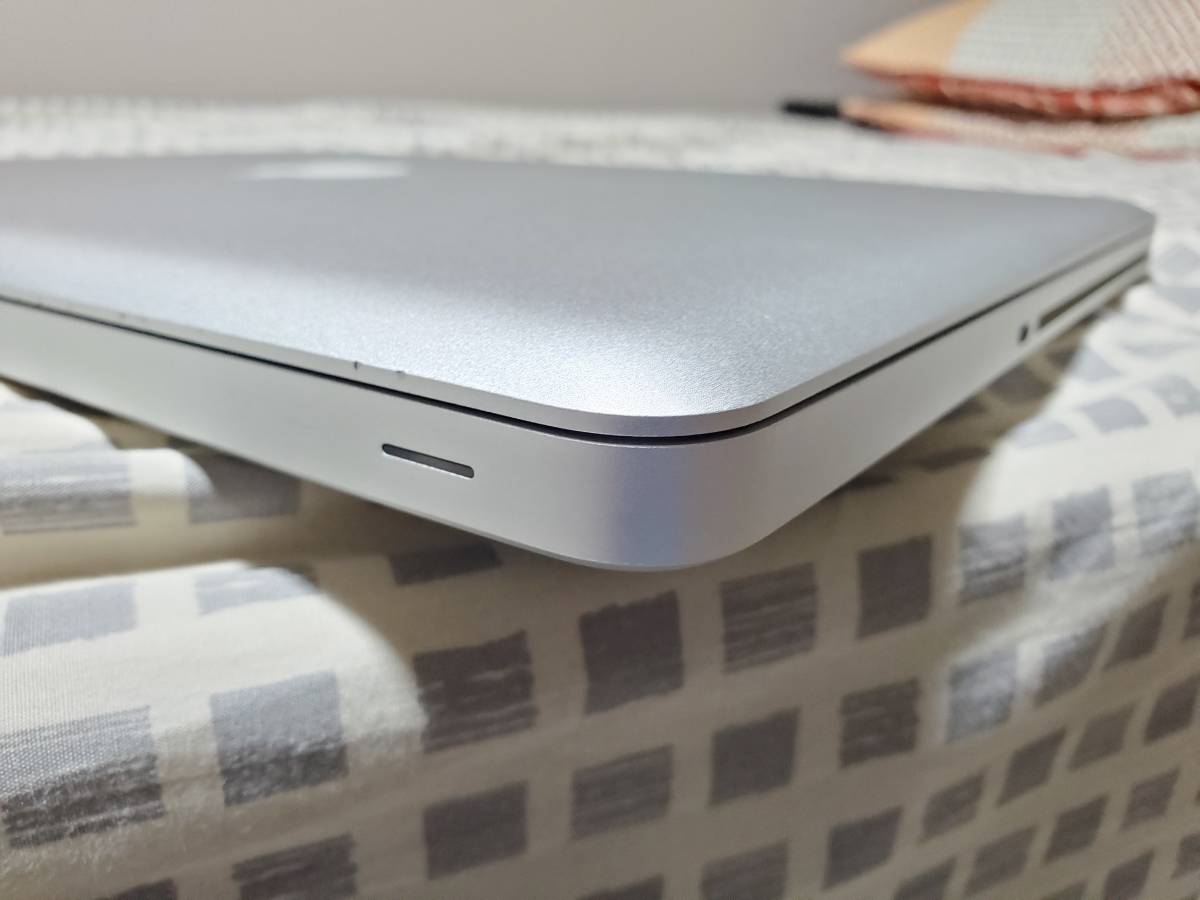 ☆ MacBook Pro (15-inch， Mid 2010) Intel Core i7 2.66GHz/8GB/HDD 