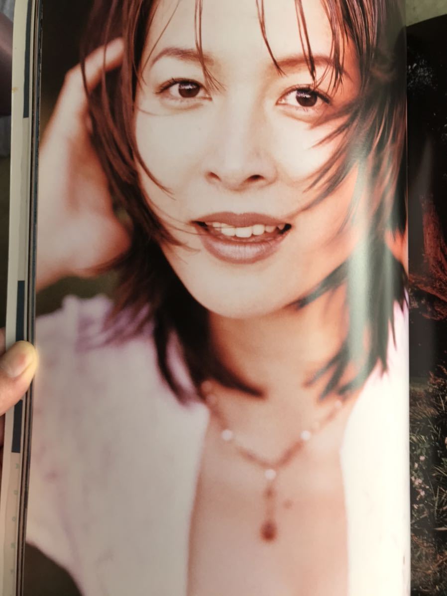 かとうれいこ 写真集 Fragile かとうれいこ 売買されたオークション情報 Yahooの商品情報をアーカイブ公開 オークファン Aucfan Com