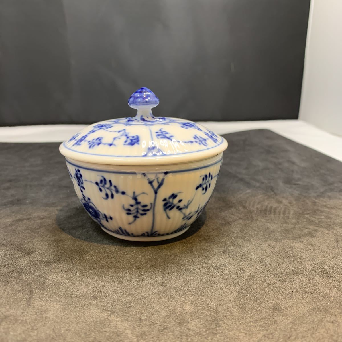 ROYAL COPENHAGEN ロイヤルコペンハーゲン ブルーフルーテッド