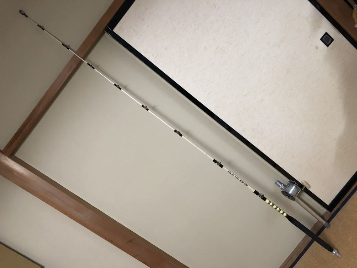 セール，限定SALE 大物狙いのマグロ カツオ 青物 クエなど Navigator NEW ICBM Yellow Tail Killer 20LBS 2500 アルミグリップ脱着式とロングビーチ67付(アルファタックル)｜売買されたオークション情報、yahooの商品情報を 船竿