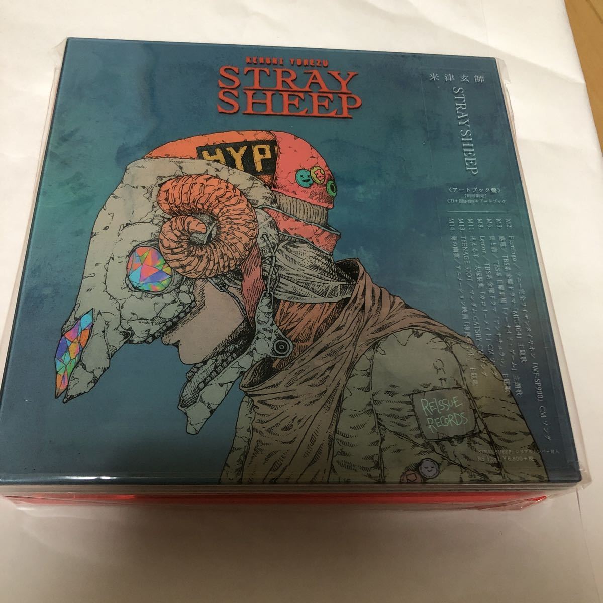 STRAY SHEEP 米津玄師 アートブック盤 | official site「REISSUE 