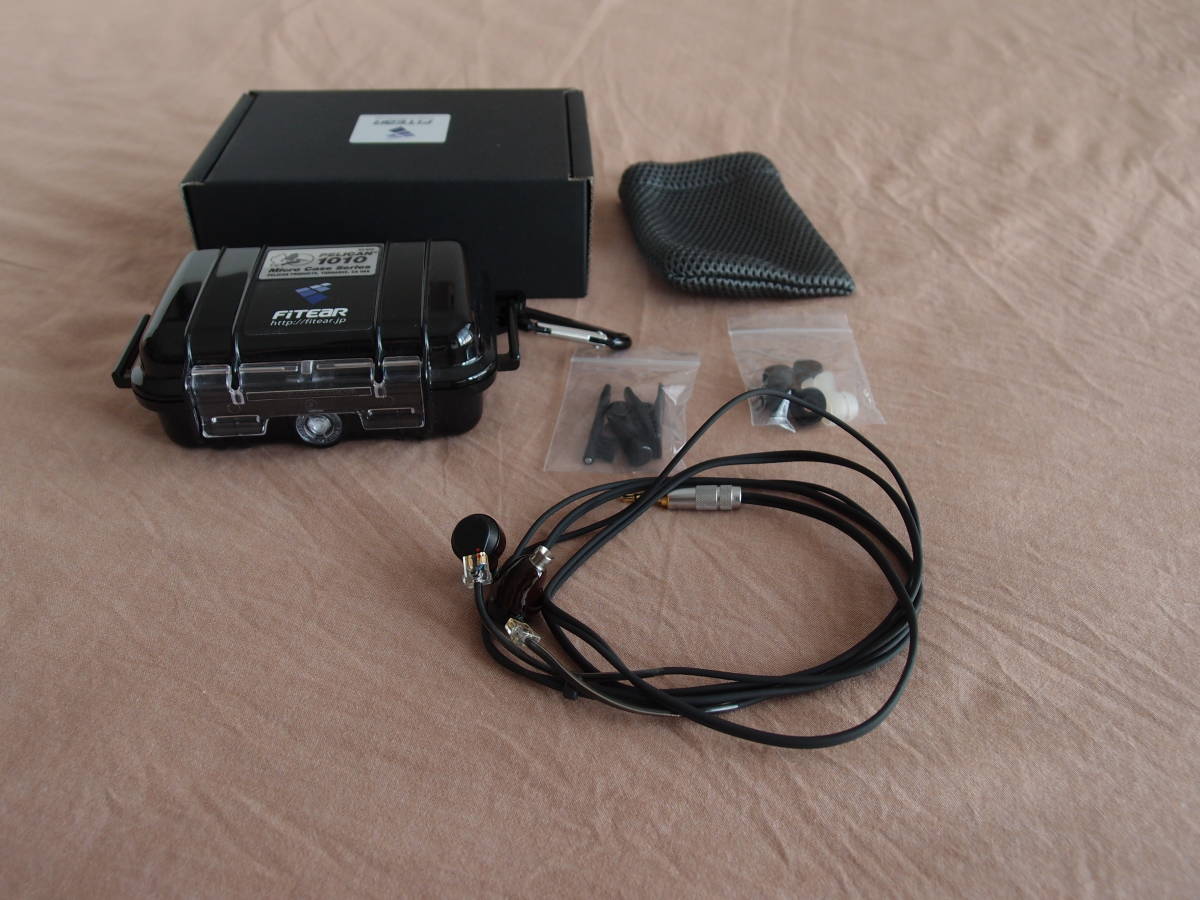 須山補聴器・FitEar Parterre パルテール （ユニバーサルモデル）