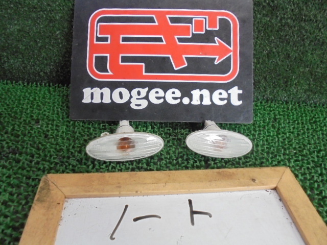新品，得価 3DI7007GR4 ) 日産 ノート E11 後期型 純正サイドマーカー左右セット　SAEE208