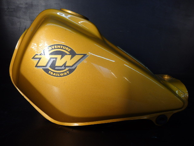 TW200 2JL 純正 ガソリンタンク YAMAHA タンクの中古品 燃料タンク 2jl