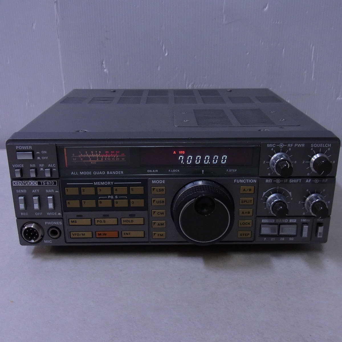 TRIO トリオ TS-520X オールモード SSB トランシーバー 無線機