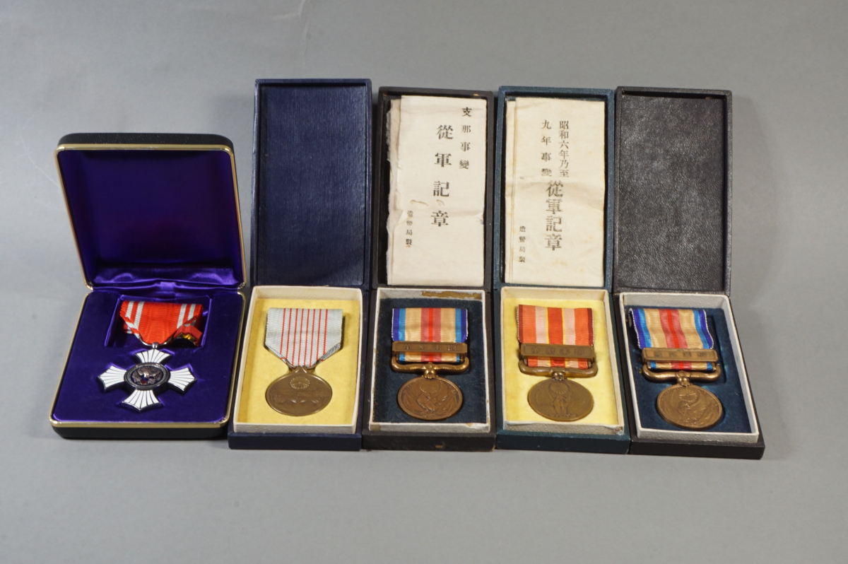 勲章 瑞宝章 旭日章 記念章 従軍記念 事変従軍記章 20点 共箱 戦前