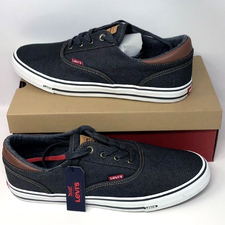 既決USA リーバイス LEVI'S@ ロゴ入スニーカー 