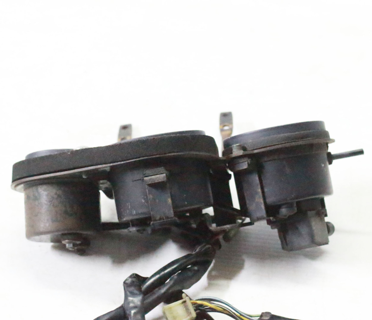 大得価，新品 RGV250 Γ SP VJ22A 純正 スピードメーター ステー付き