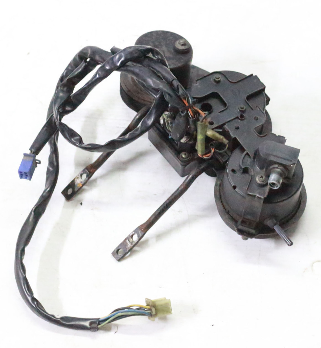 大得価，新品 RGV250 Γ SP VJ22A 純正 スピードメーター ステー付き
