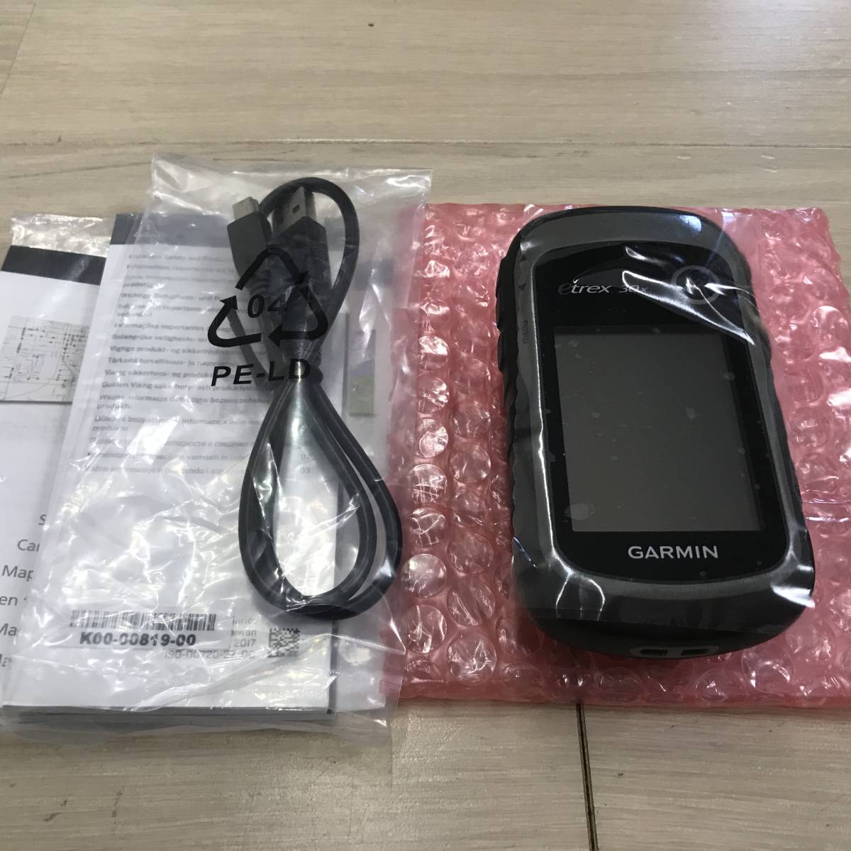 格安，大得価 本日限定特価 箱なし売切品 GARMIN ガーミン eTrex 30x 英語版/日本語メニュー&日本地図 OSM 設定済 Micro SD付 GPS 131699-1(ハンディGPS)｜売買されたオークション情報、yahooの商品情報をアーカイブ ハンディGPS
