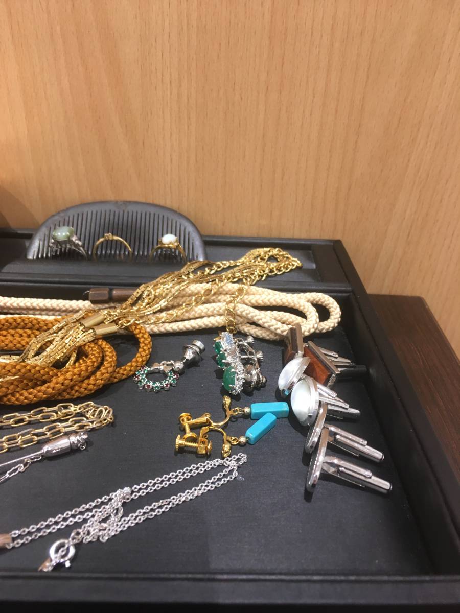 1056-A 【おまとめ！】☆1円スタート！！ ☆メッキアクセサリー ☆大量