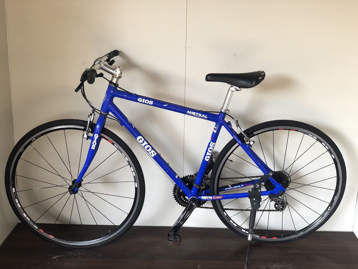 GIOS MISTRAL 700C アルミ 24速 440mm クロスバイク GIOS MISTRAL 700C アルミ 24速 440mm クロスバイク コスパ優秀で街中