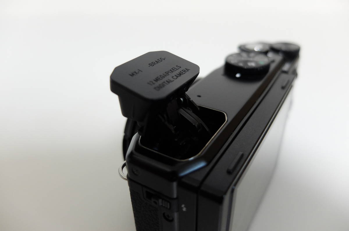 良品】PENTAX ペンタックス MX-1クラシックブラック【シャッター回数2