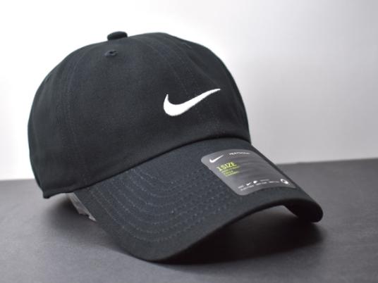 正規品，人気SALE f69 NIKE ナイキ 定番デザイン 海外モデル 帽子 フリーサイズ ブラック 使い易く合わせ易いマルチキャップ 色違いも出品中(ナイキ)｜売買されたオークション情報、yahooの商品情報をアーカイ キャップ